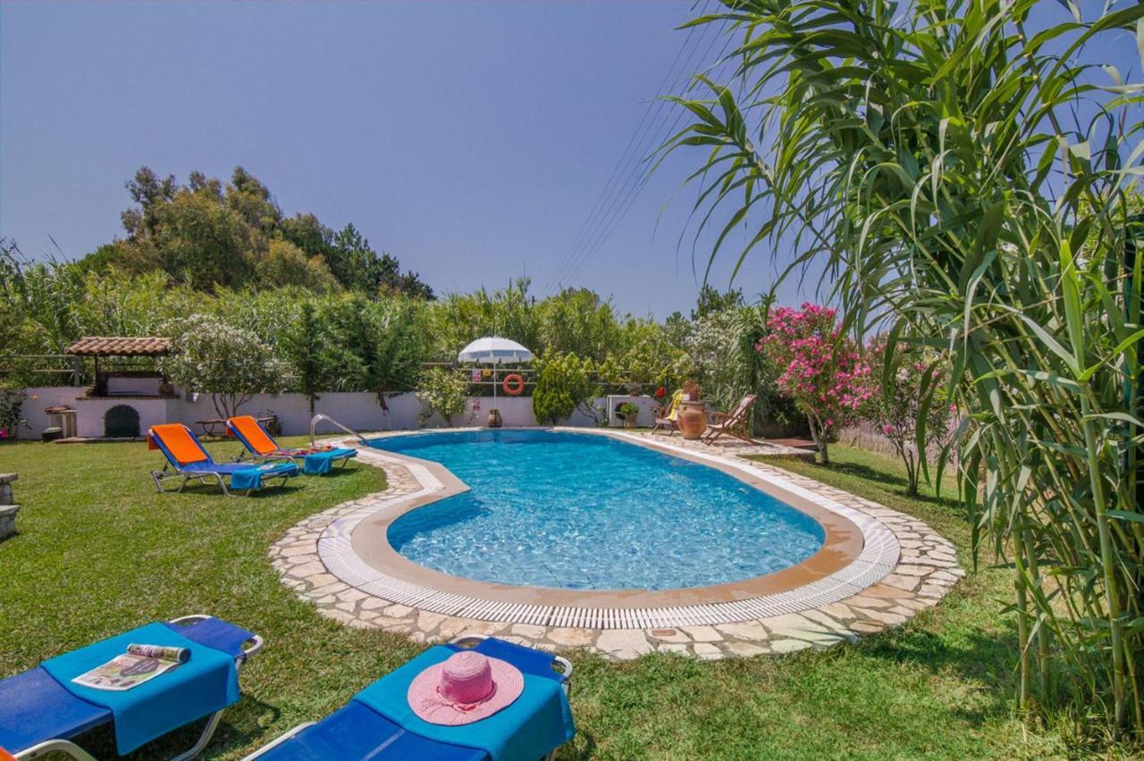 Villa Emilia ซีดารี ภายนอก รูปภาพ